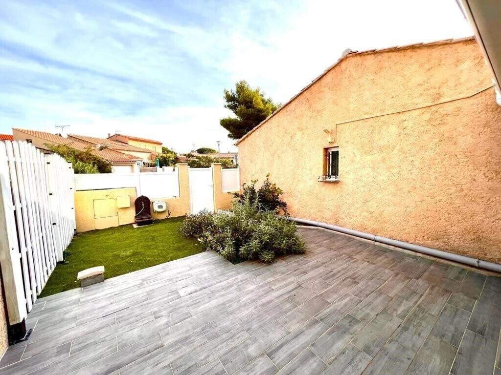 Provencal Style Home In Mediterranean Seaside Town لا لوند-ليه-مور المظهر الخارجي الصورة